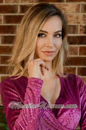 228356 - Olesia Age: 37 - Ukraine